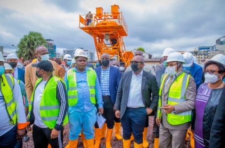 RDC : Le Premier Ministre à l’HGRK pour s’assurer de l’évolution des travaux de construction