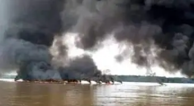 L’incendie de Maluku : Tout est parti d’un coup  de fil du gérant du bateau, indique Hôtel de Ville