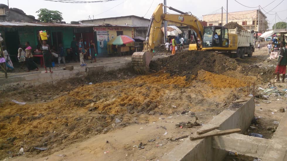 Kinshasa : Les travaux de construction et de modernisation de l’avenue Birmanie avancent à pas de géant